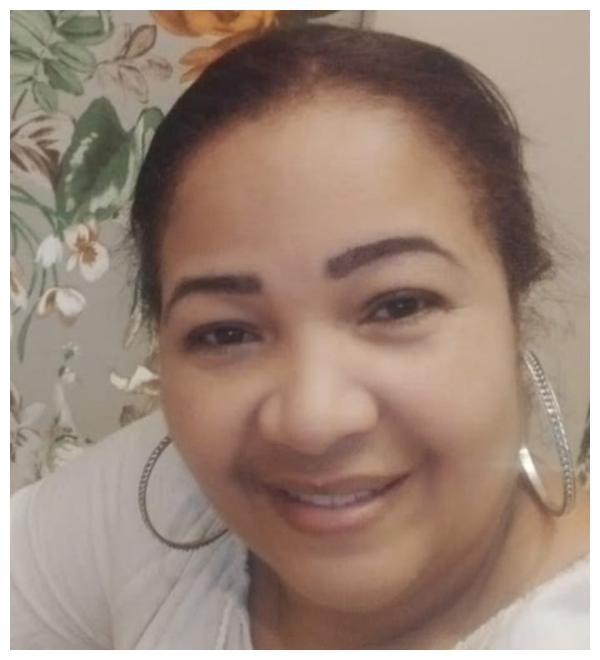 Xiomara Padilla - Licenciado en derecho, Abogados Velez G.S.L